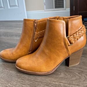 Baretraps Charlotte Bootie